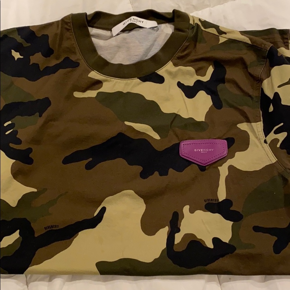 Givenchy men’s t-shirt